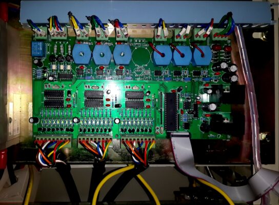 مدار کنترل استابلایزر ولتاژ گروه صنعتی TBM